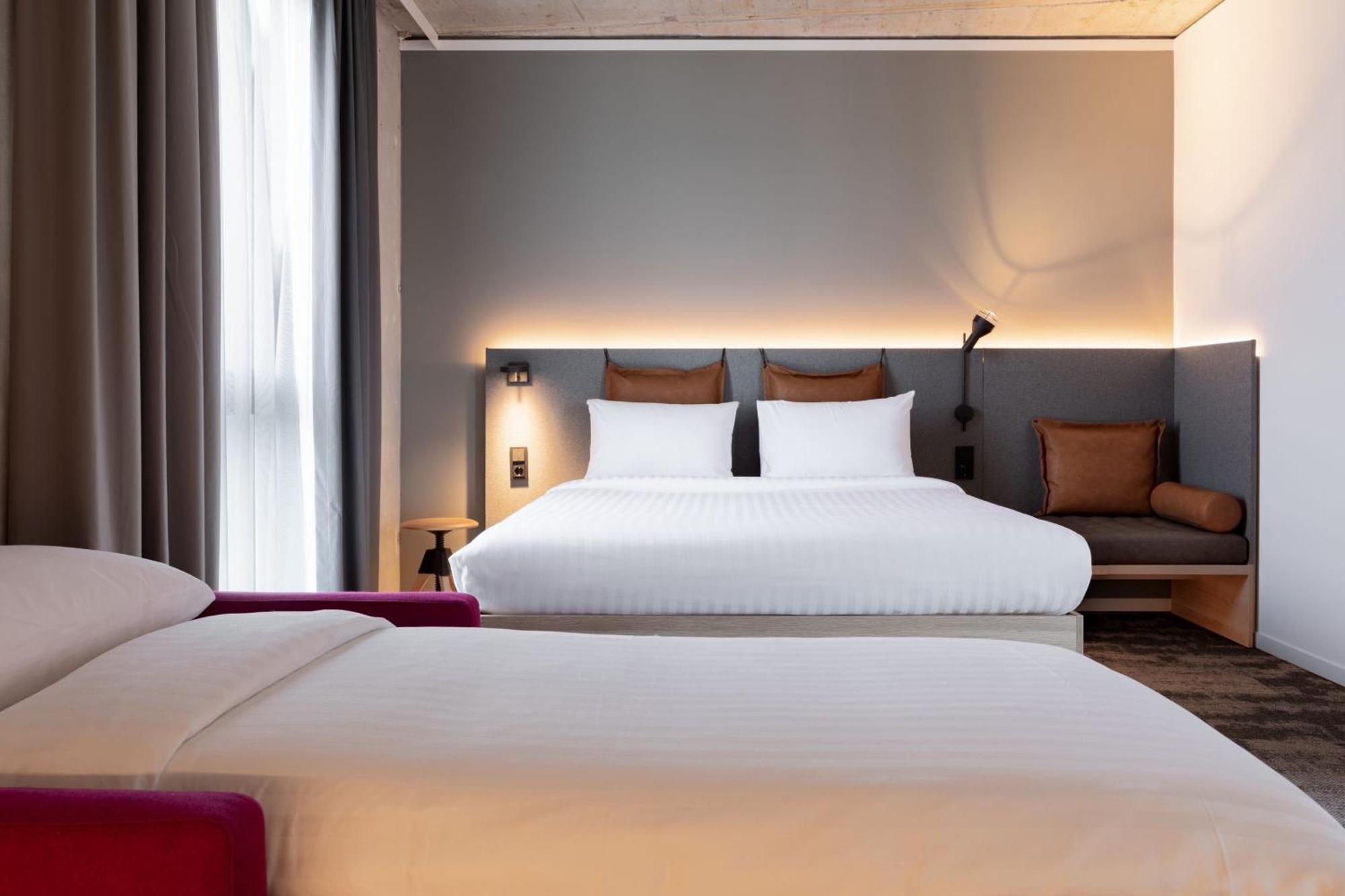 Moxy Outletcity Metzingen Metzingen  Dış mekan fotoğraf