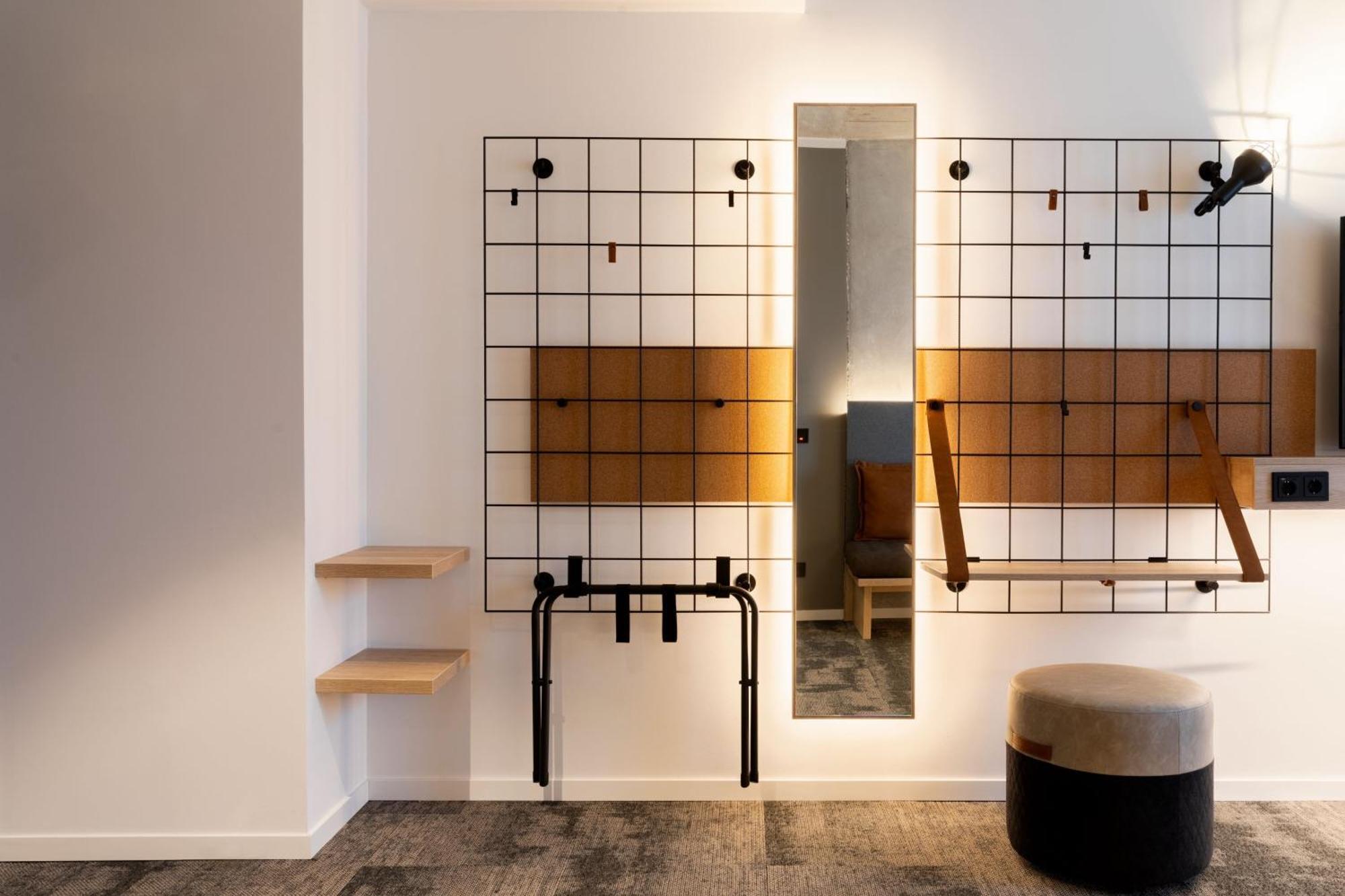 Moxy Outletcity Metzingen Metzingen  Dış mekan fotoğraf